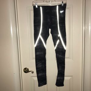 NIKE reflective running leggings, size SMALL!